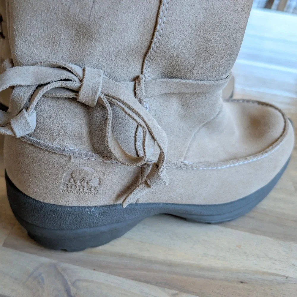 SOREL Northern Light‎ Tall Boots Women's Size 9.5 Tan